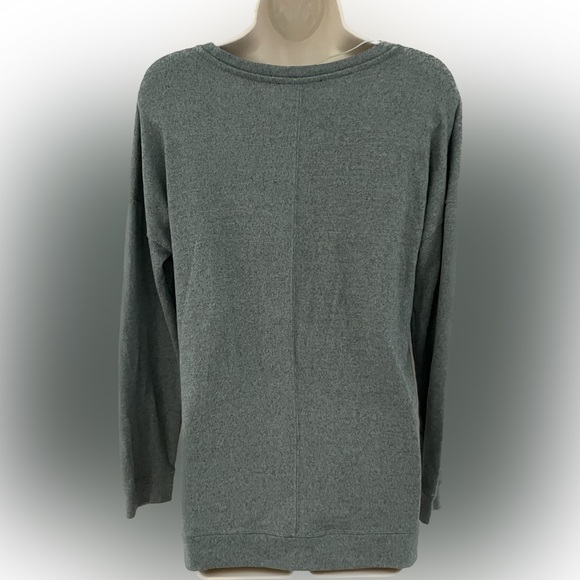 CABLE AND GAUGE WOMANS DROP SHOULDER SWEATER - Picture 6 of 6